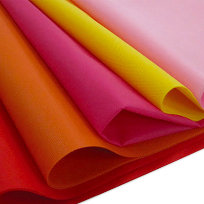 Tissu non-tissé coloré de pp Spunbond pour le sac faisant 70gram la largeur 160cm