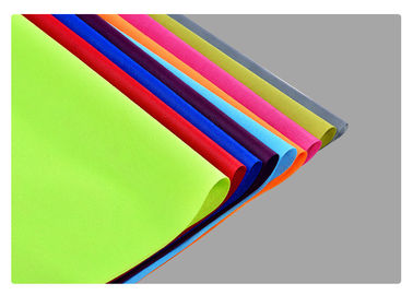 Mult - largeur du textile tissé 320cm de la couleur pp Spunbond non pour des meubles